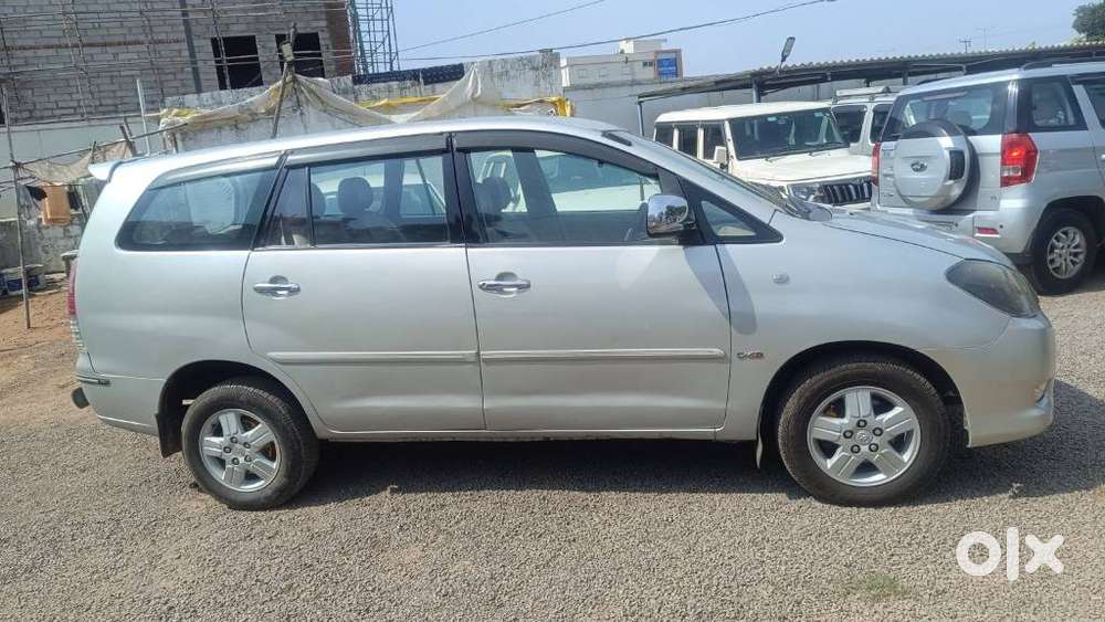 Toyota Innova 2.5 V 7 Str, 2005, Diesel