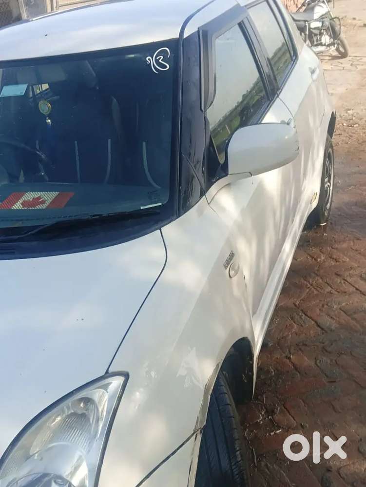 Maruti Suzuki Swift 2010 Diesel 150 Km Driven,new Battery New Tyre