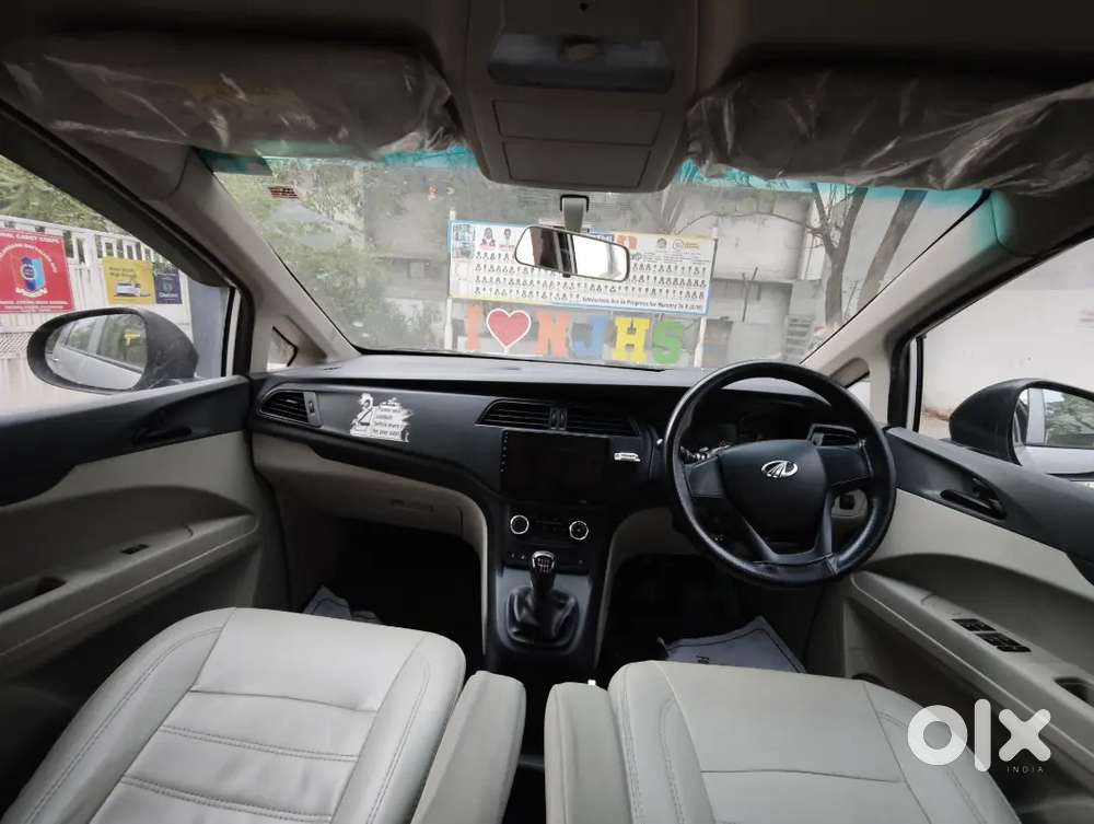 Mahindra Marazzo 2023 / Marazzo