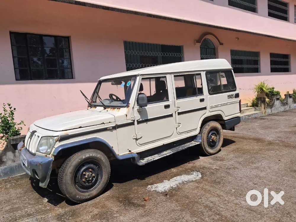 Mahindra Bolero Neo 2011