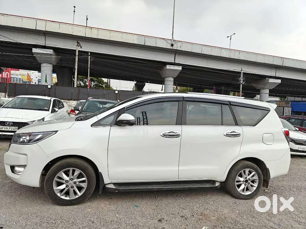 Toyota Innova Crysta 2023 Diesel Well Maintained