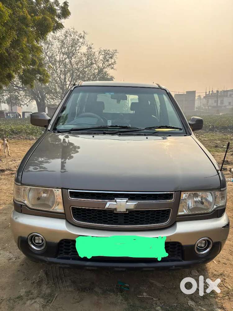 Chevrolet Tavera Neo 2013