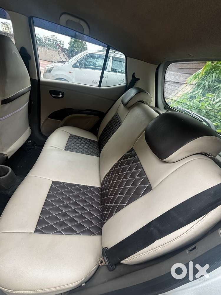 Hyundai I10 Sportz Petrol 2011
