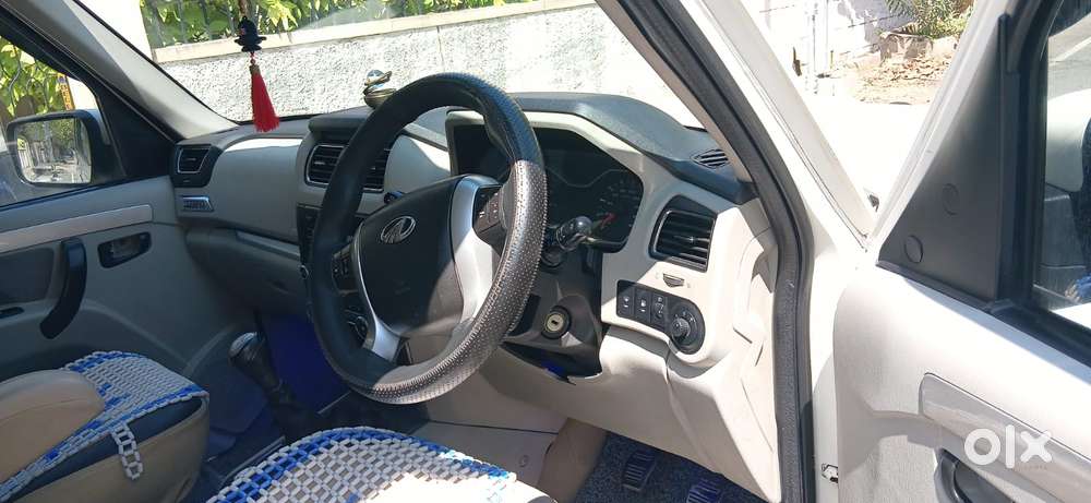 Mahindra Scorpio S10, 2015, Diesel