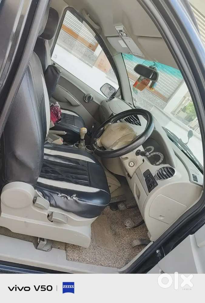 Mahindra Punto 2013 Model Second Owner Gadi Vel Maintain Showroom