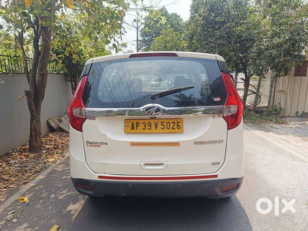 Mahindra Marazzo, 2018, Diesel