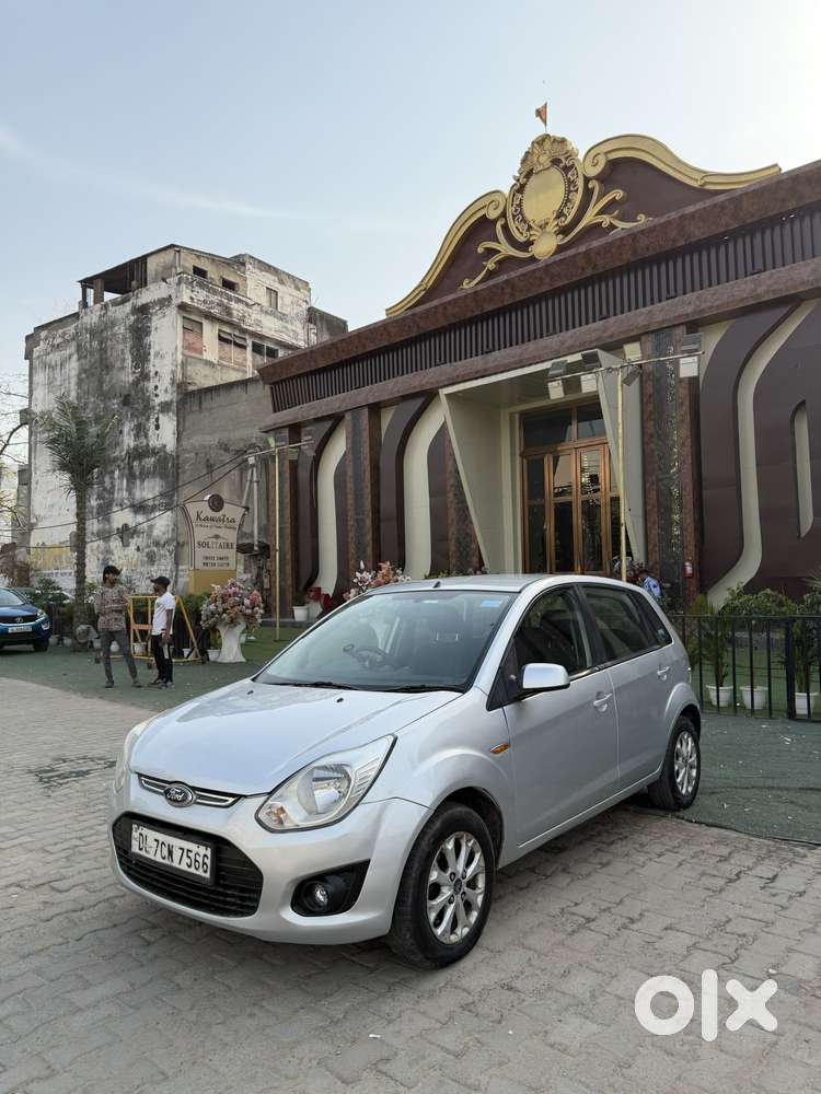 Ford Figo, 2012, Petrol