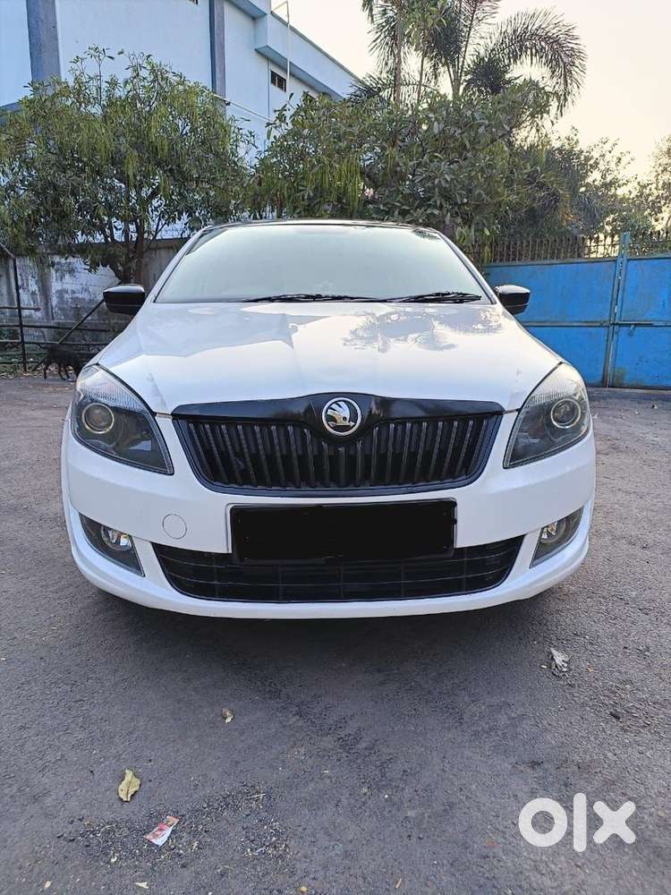 Skoda Rapid Elegance At Diesel 2016