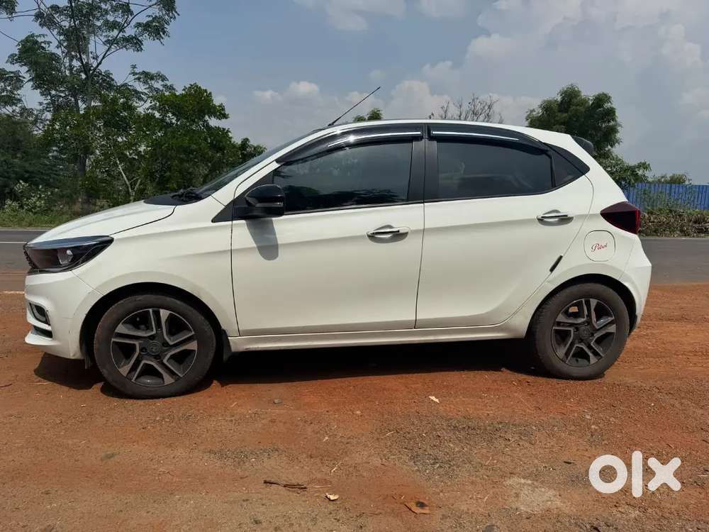 Tata Tiago 2023 Petrol