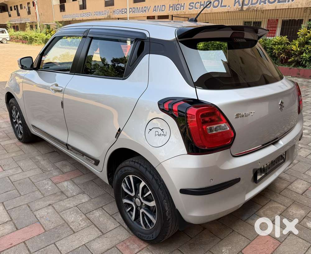 Maruti Suzuki Swift 1.2 Vxi (o), 2021, Petrol