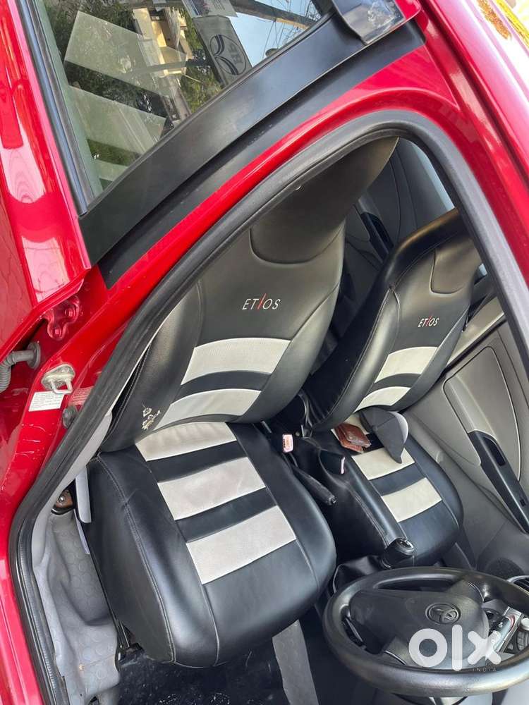 Toyota Etios Petrol Manual 2011
