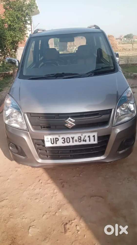 Maine Ertiga Li Hai Khadi Rahti Hai Isliye Bechna Hai