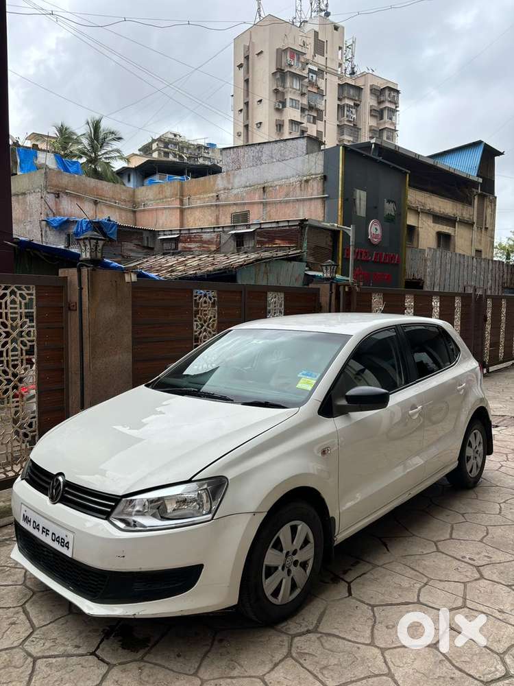 Volkswagen Polo Petrol 2011 Year
