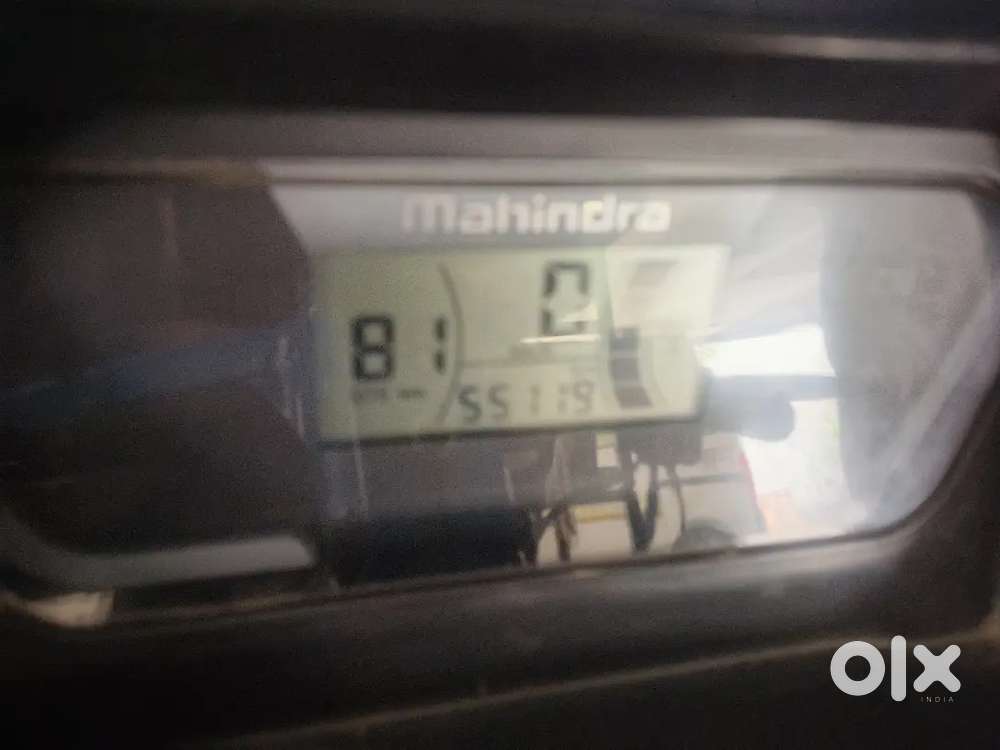 Mahindra Tyro Y Auto 2024