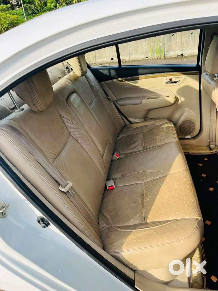 Maruti Suzuki Ciaz 1.3 Alpha Shvs Mt, 2018, Petrol