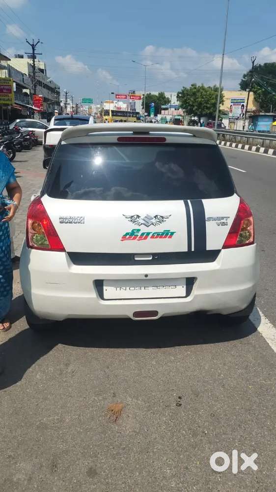 Maruti Suzuki Swift 2010