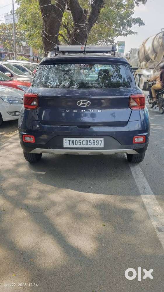 Hyundai Venue S 1.2 Petrol, 2021, Petrol