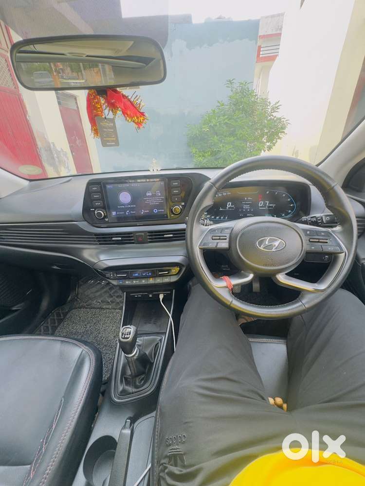 Premium Boss Sound System  1st Owner Single Hand Car  Cruise Control