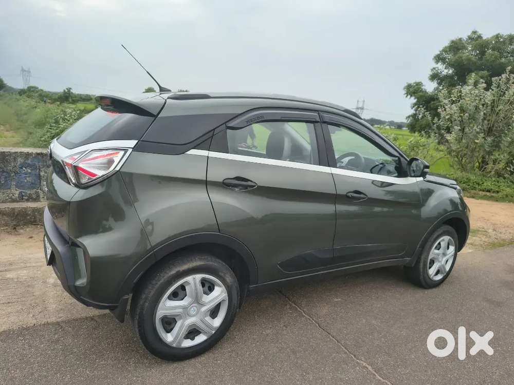 Tata Nexon 2021 Petrol