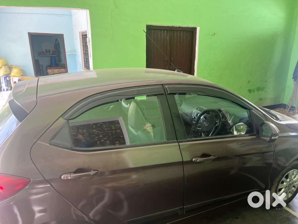 Tata Tiago 2018 Variant Xz