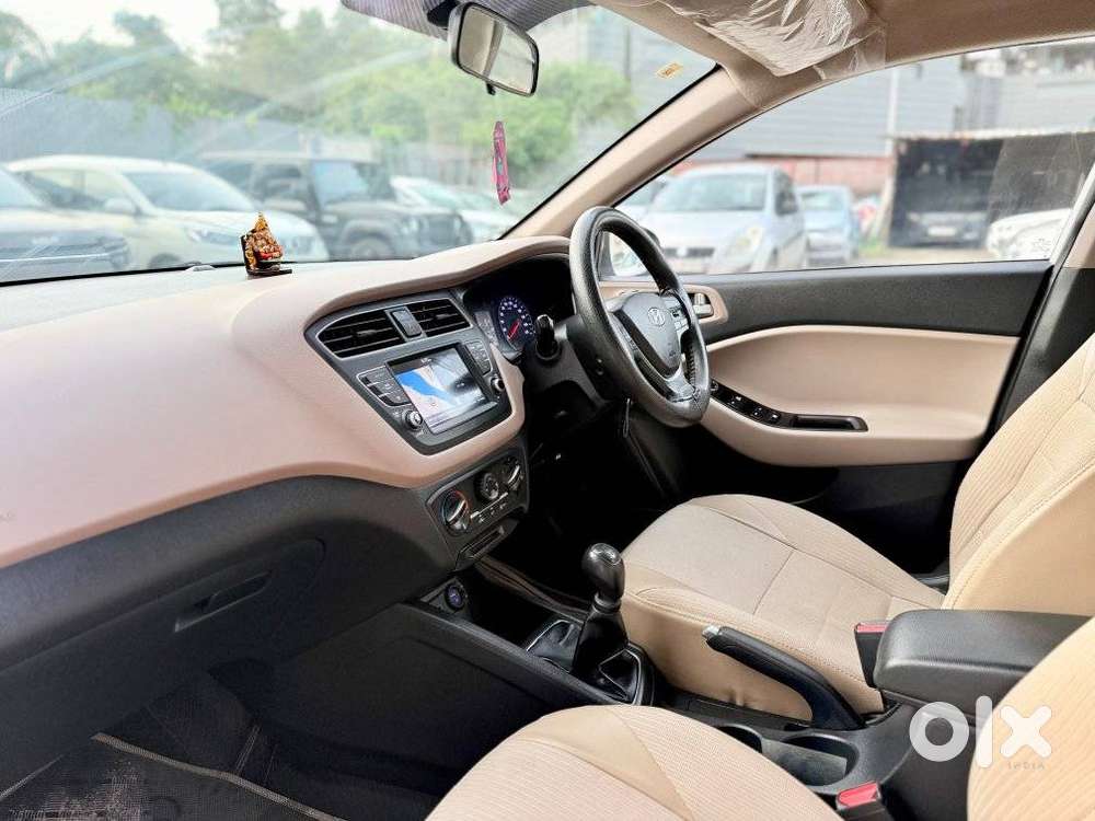 Hyundai Elite I20 Sportz (o) 1.2 Mt, 2019, Petrol