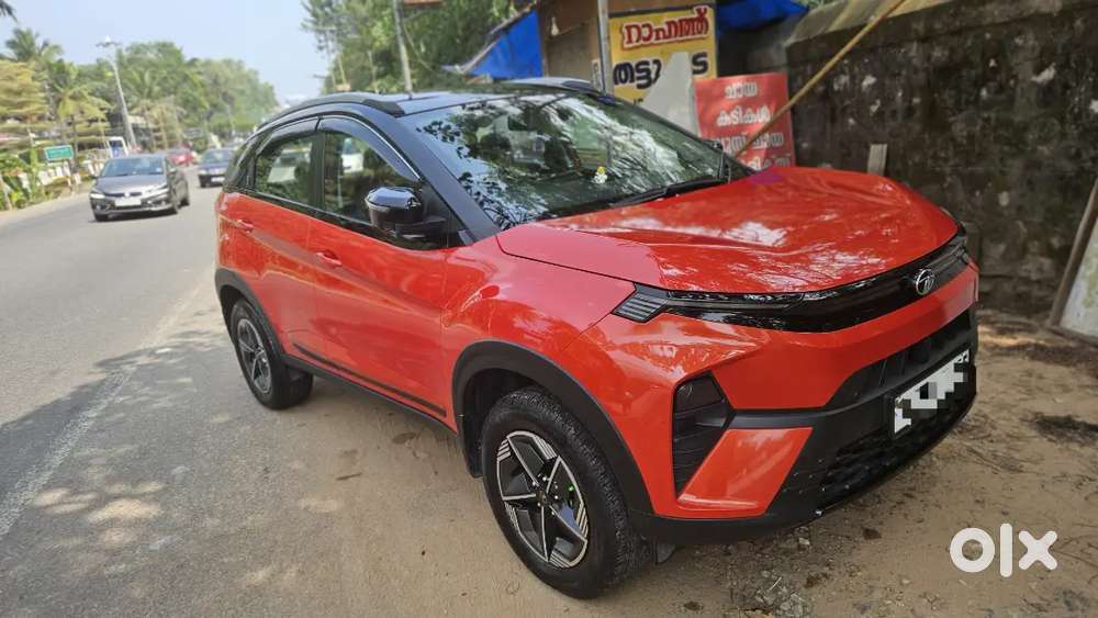 Tata Nexon 2023 December Month  Petrol 7700 Km Driven