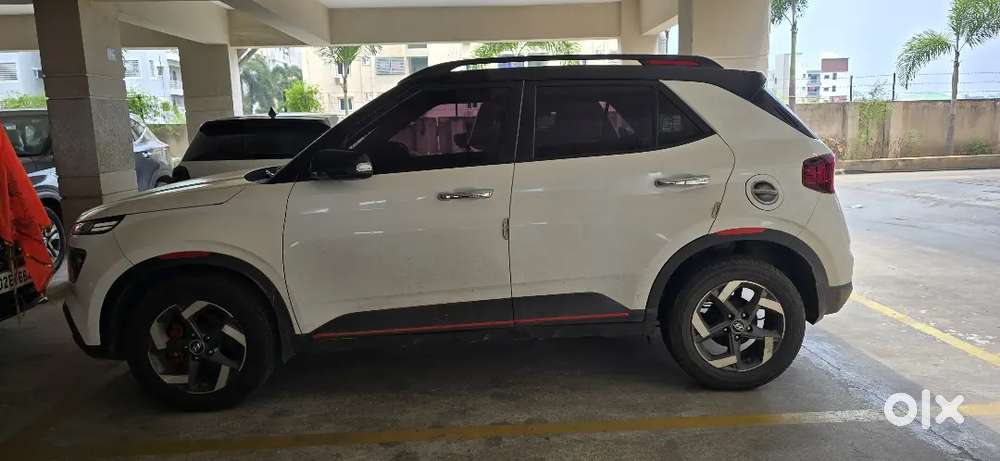 Hyundai Venue Crdi 2020 Full Showroom Track Available
