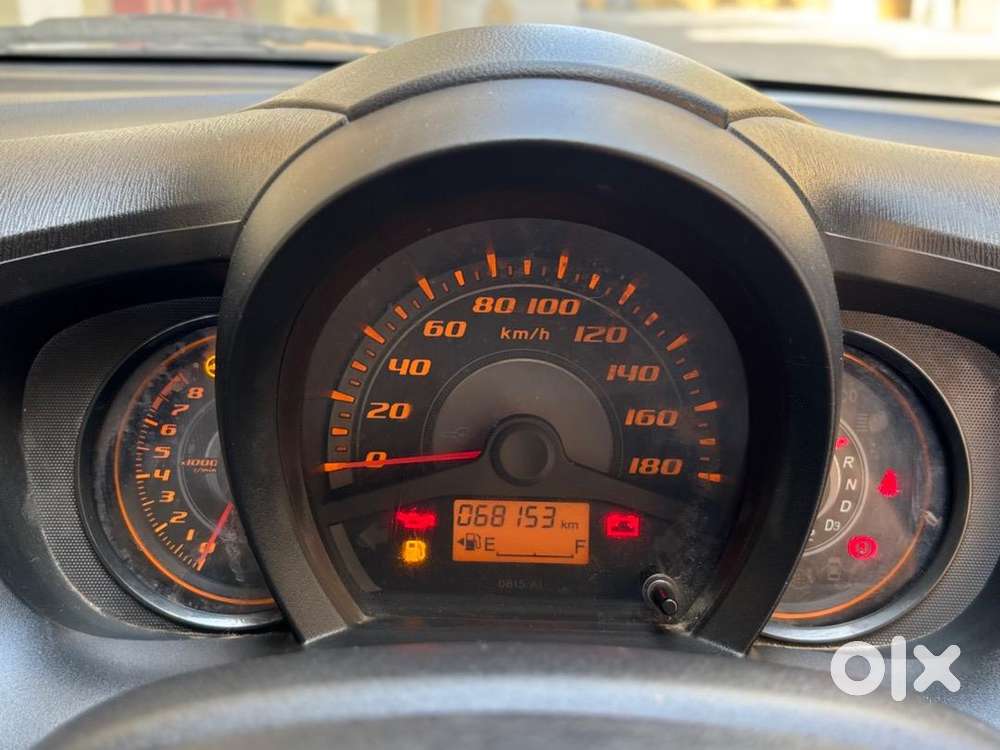 Automatic Gear Honda Amaze Well Maintained