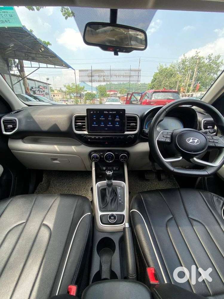Hyundai Venue 1.0 Sx (o) Turbo Dct, 2023, Petrol