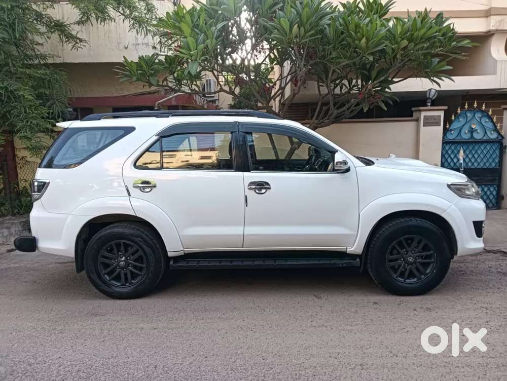 Toyota Fortuner 3.0 4x4 Manual, 2015, Diesel