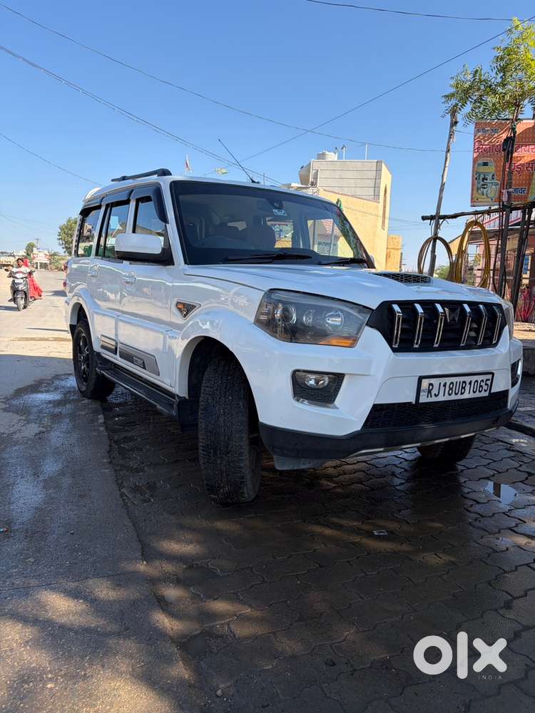 Mahindra Scorpio Diesel 2016