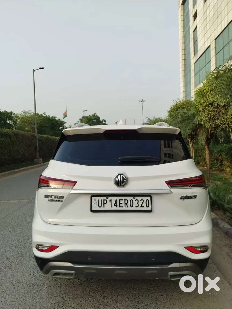 Mg Hector Plus 1.5 Hybrid Super Turbo 7 Str, 2021, Petrol