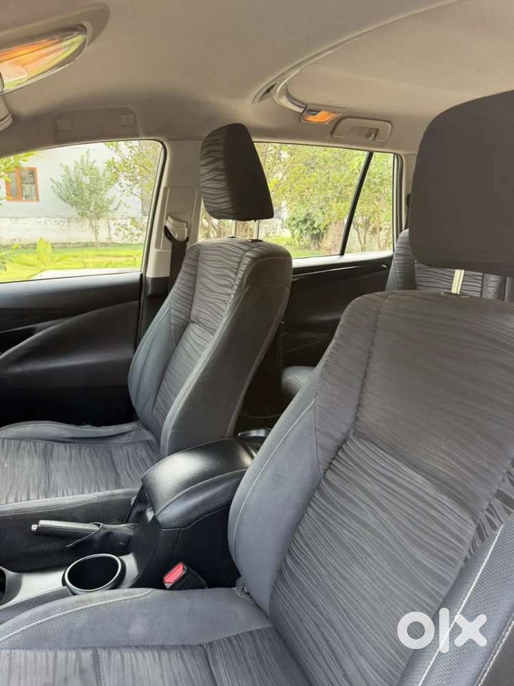 Toyota Innova Crysta 2.4 V 7 Str, 2017, Diesel