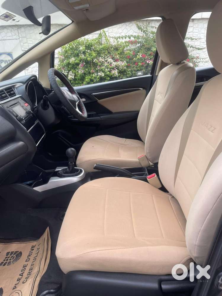 Honda Jazz V Mt Privilege, 2016, Petrol