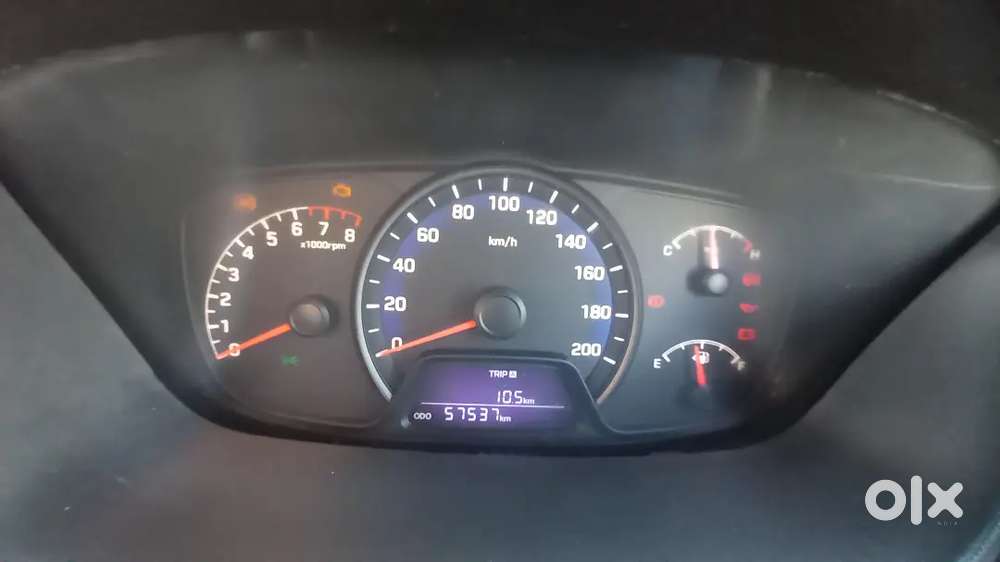 Hyundai Xcent 2014 Variant Petrol