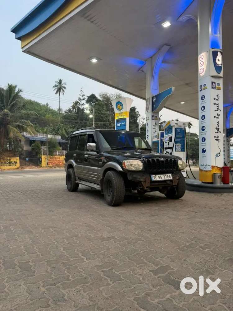 Mahindra Scorpio Classic 2006