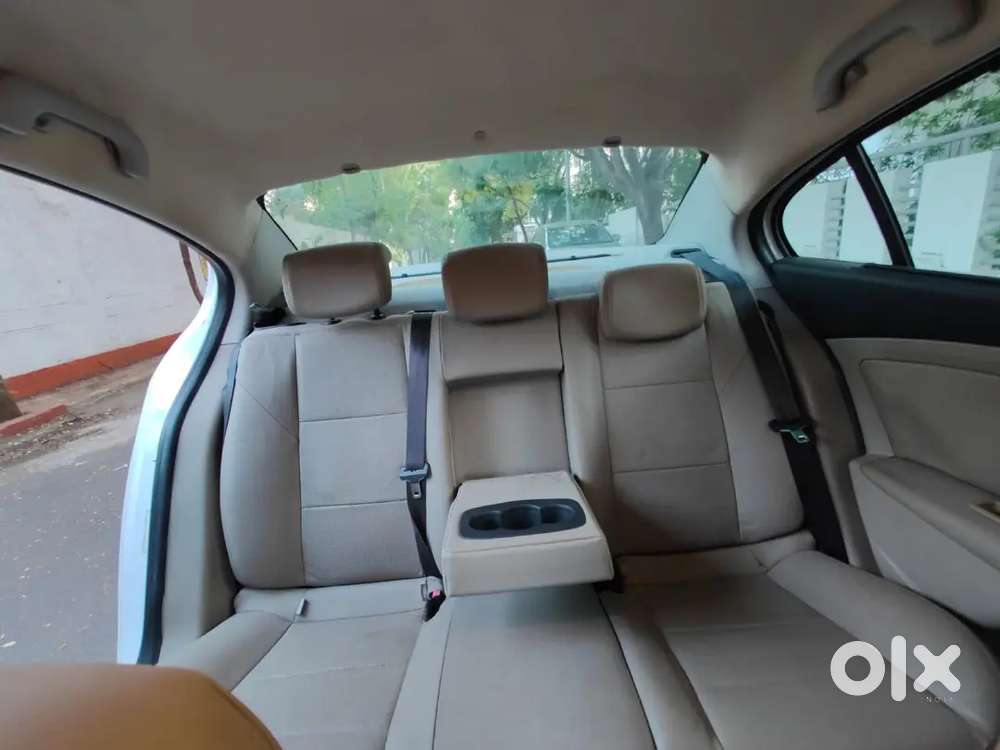 Renault Fluence Diesel Manual 2013