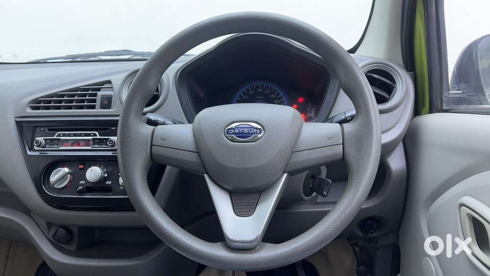 Datsun Redigo T Option, 2016, Petrol