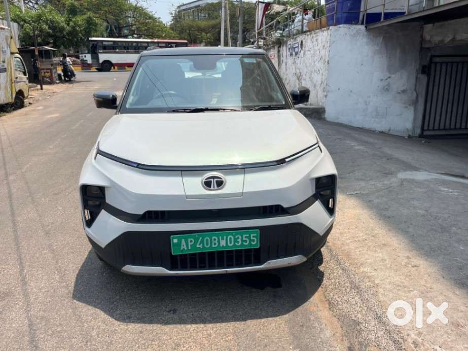 Tata Punch Ev Empowered Plus S Lr, 2024, Electric