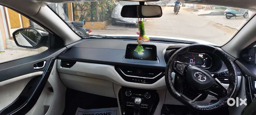 Tata Nexon 1.2 Revotron Xz Plus, 2022, Petrol