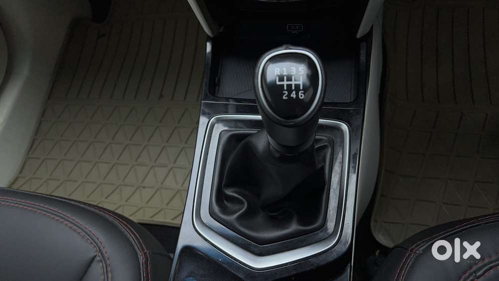 Mahindra Xuv 3xo Ax5 Ds Mt, 2024, Diesel