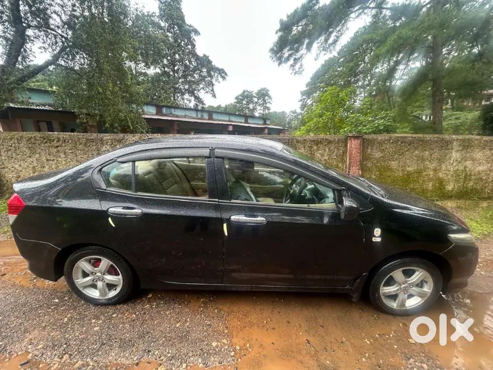 Honda City 1.5 V 2011