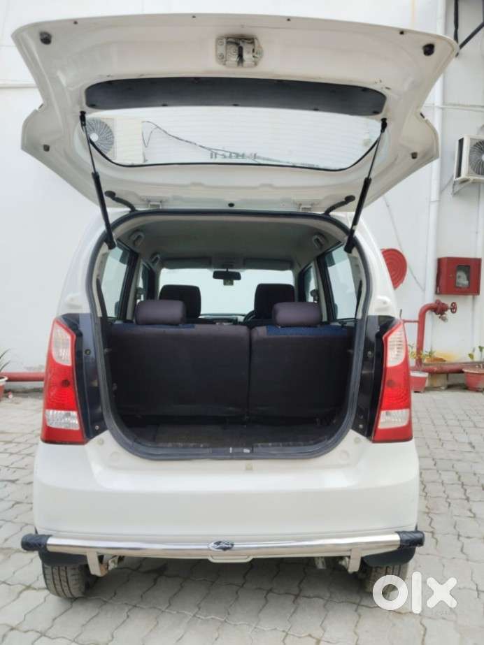 Maruti Suzuki Wagon R Vxi 1.0, 2018, Petrol