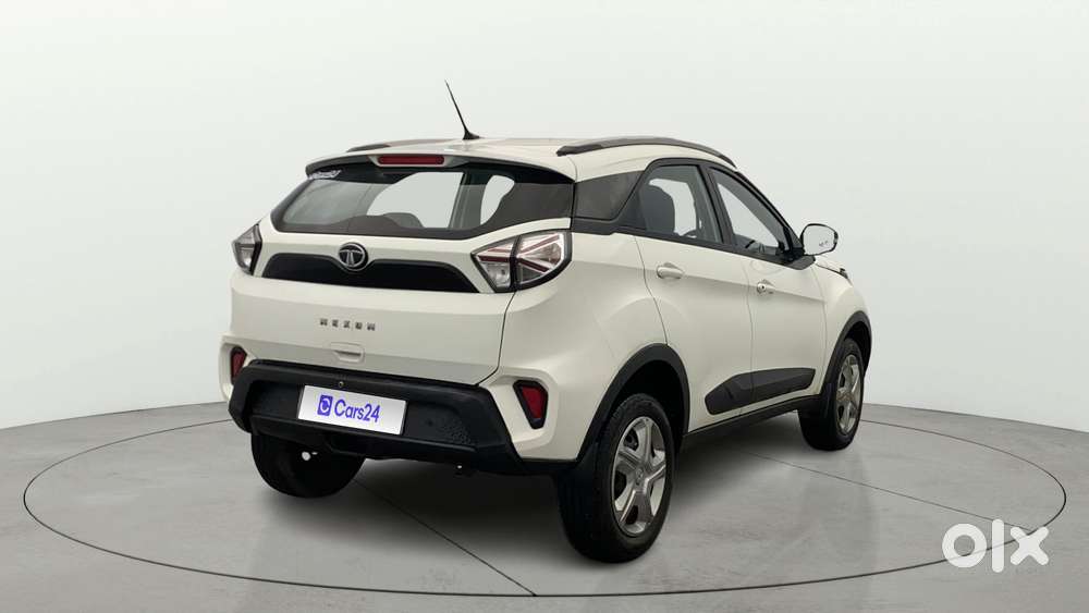 Tata Nexon 1.2 Revotron Xm (s), 2022, Diesel