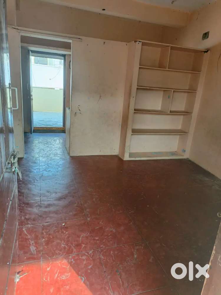 2rooms portion available for rent in Kothawada