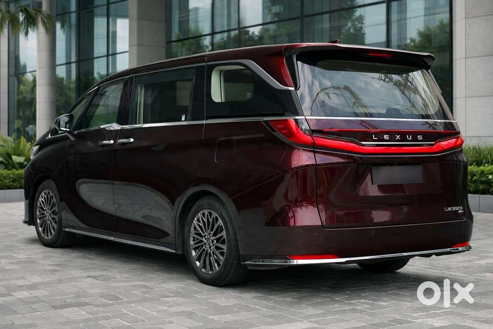 Lexus Lm