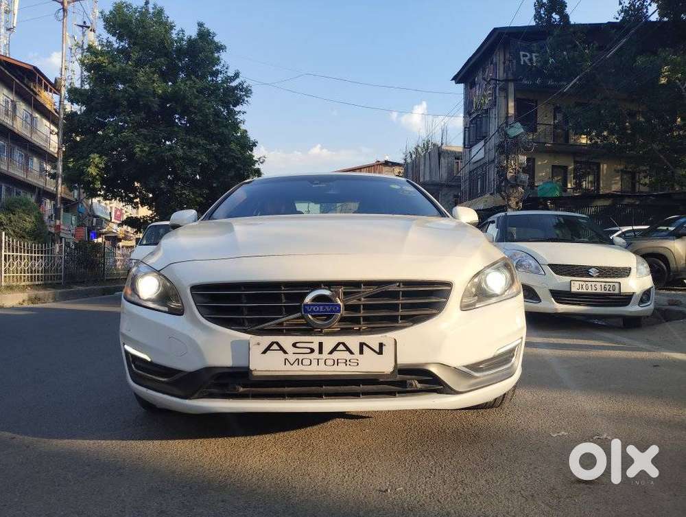 Volvo S60 D5 Inscription, 2016, Diesel