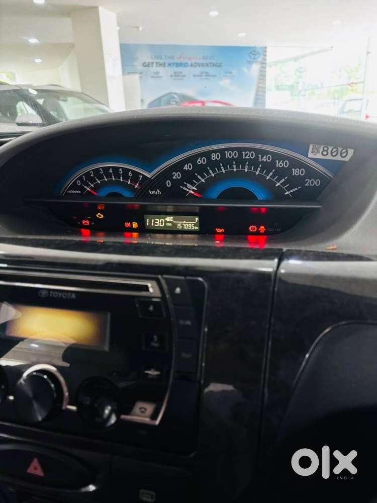 Toyota Etios Liva 1.2 V, 2016, Petrol