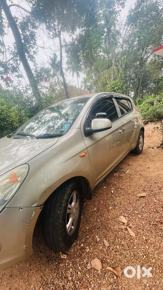 Hyundai I20 2009 Petrol 90000 Km Driven