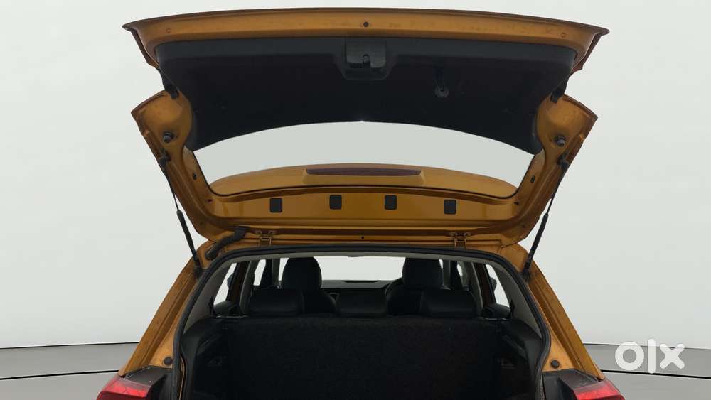 Skoda Kushaq 1.0 Tsi Active, 2022, Petrol